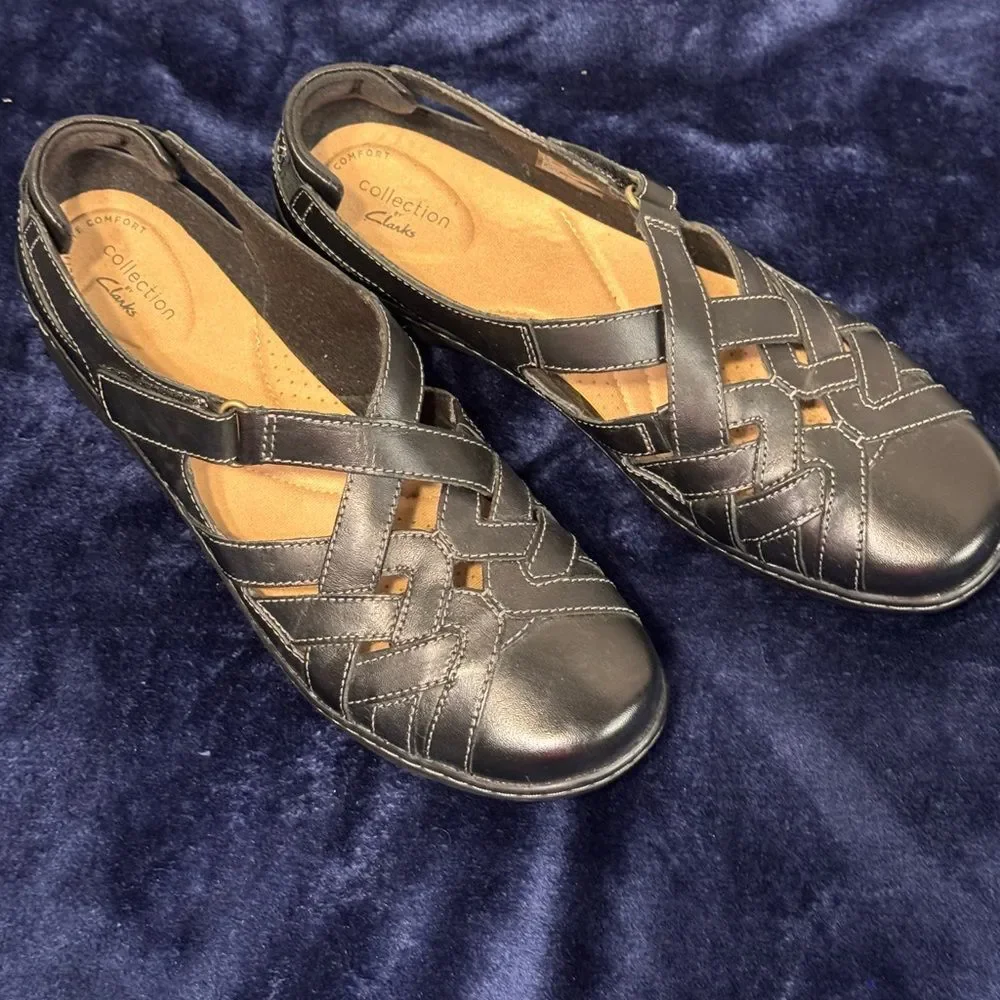 Clarks Black Leather Shoes Low Heel with Adjustable Strap Size 10